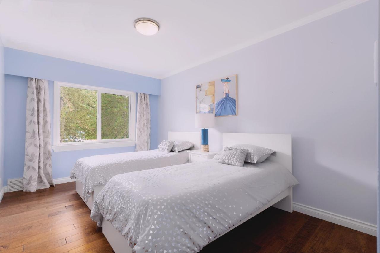 Lovely 3 Bedroom Port Moody Spacious Home 6 People Free Parking المظهر الخارجي الصورة